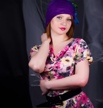 şapkalı bir Retro kadın