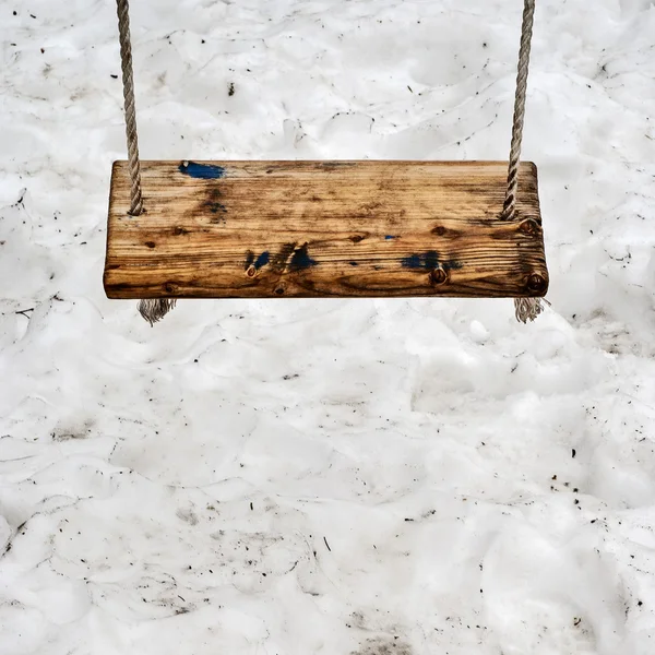 Kışın salıncaklar — Stok fotoğraf