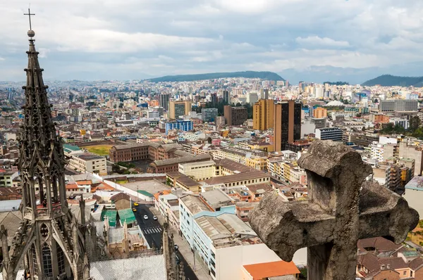 Quito moderna, vista do Equador — Fotografia de Stock