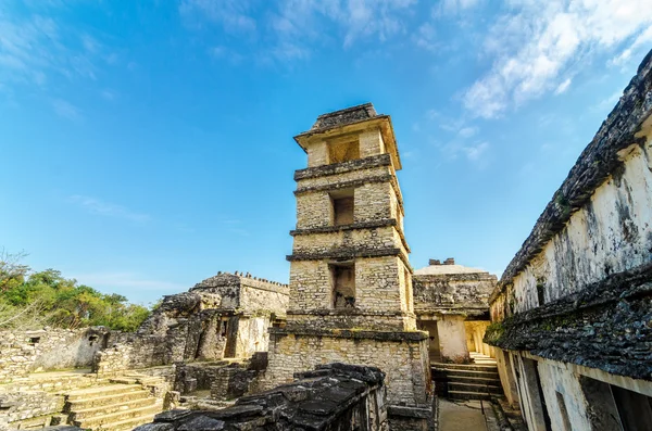 Torre do Palácio Palenque — Fotografia de Stock