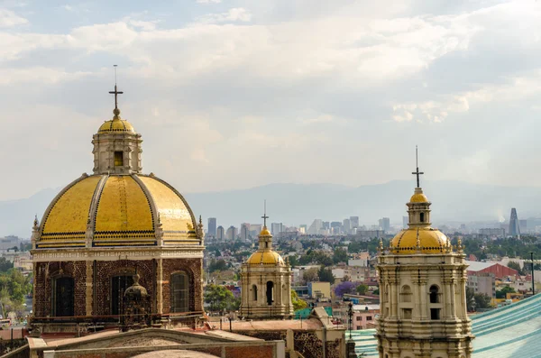 Vecchia basilica di Guadalupe — Foto Stock