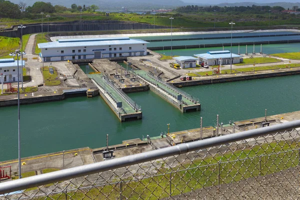 Opening Gates Panama Canal Ship Passes Panama Canal Jogdíjmentes Stock Képek