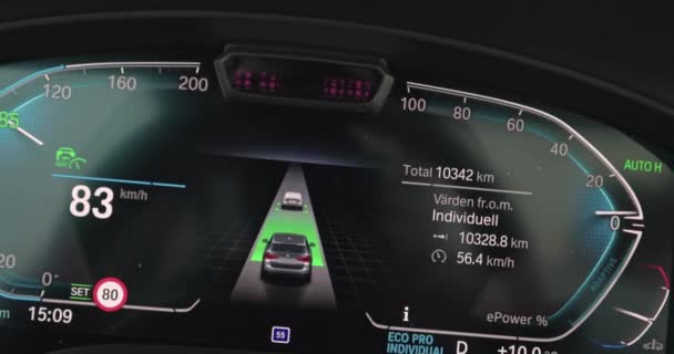 Zamknij Widok Wnętrze Deski Rozdzielczej Bmw Ix3 Podczas Jazdy Samochodem — Wideo stockowe
