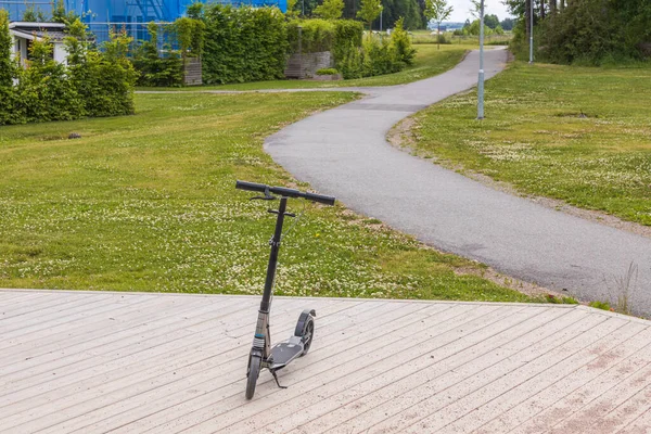 Vue Rapprochée Scooter Sur Aire Jeux Concept Activités Suède — Photo