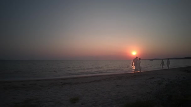 Όμορφη Θέα Της Ακτής Ηλιοβασίλεμα Στη Μεσόγειο Θάλασσα Χρονικό Όριο — Αρχείο Βίντεο