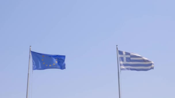 Prachtig Uitzicht Griekenland Europa Vlaggen Blauwe Lucht Achtergrond Griekenland — Stockvideo