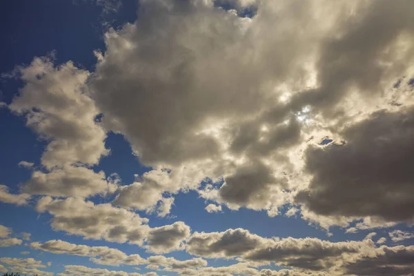 Gyönyörű Kilátás Égre Viharos Szürke Felhőkkel — Stock Fotó