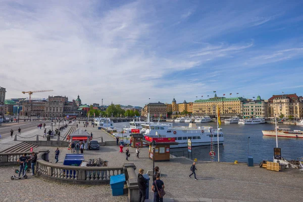 Beautiful View People Boats Pier Center Stockholm Bright Day Sweden — Photo