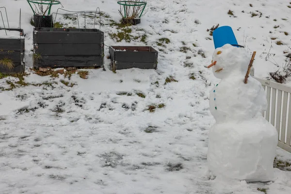 Beautiful View Funny Snowman Backyard Sweden — Zdjęcie stockowe