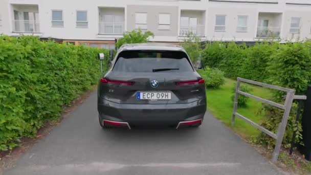 Beautiful Back View Bmw Ix40 Black Car Electric Model Sweden — Video