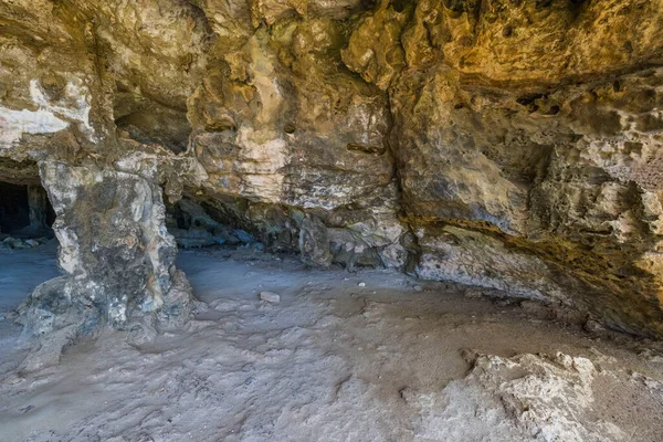 Hermosa Vista Cueva Montaña Costa Del Océano Aruba — Foto de Stock