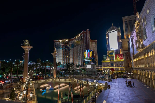 Hermosa Vista Nocturna Del Territorio Del Hotel Venetian Las Vegas — Foto de Stock