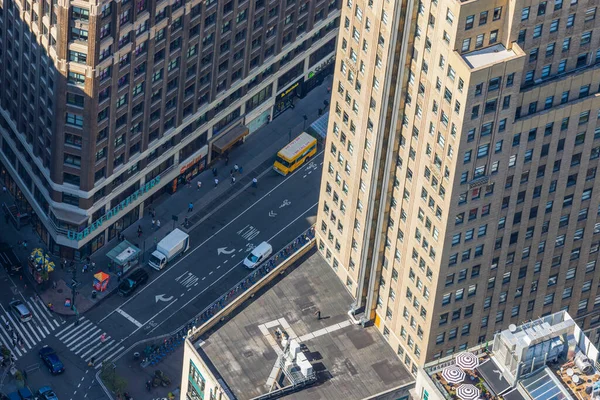 Prachtig Uitzicht Een Manhattan Street Een Heldere Zomerdag Naar New — Stockfoto
