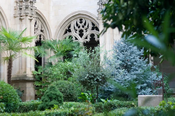 Bahçe içinde bir kilise Toledo