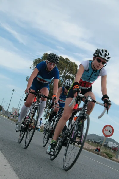 Women triathletes in bike — Stock Photo, Image