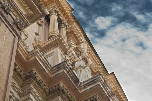 Detail van de deur van santa maria in elche. Rechtenvrije Stockfoto's