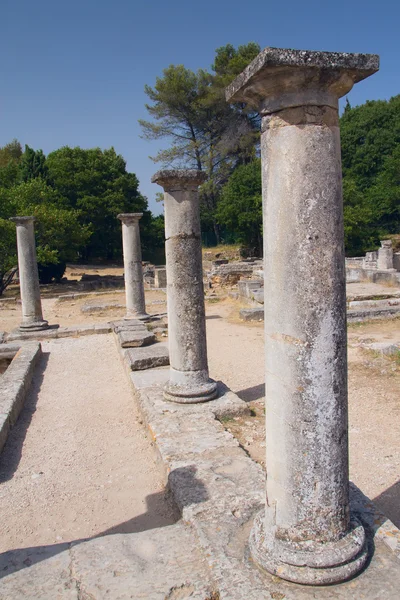 Les piliers romains dans le Glanum. (France ) — Photo