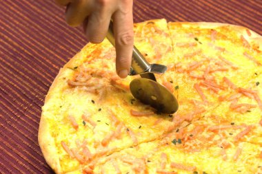 el pizza Dilimleme