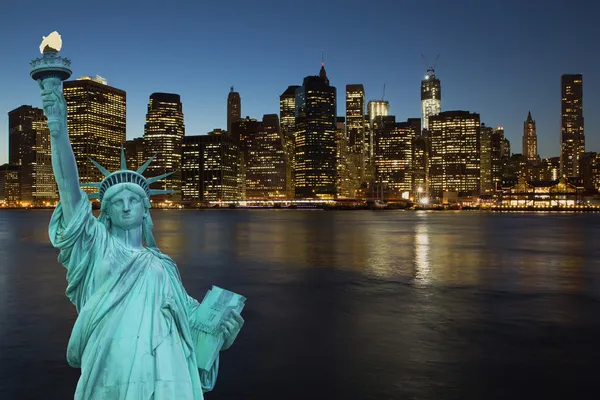 Lower Manhattan in the night — Stock Photo, Image