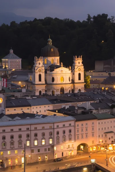 Church Kollegienkirche in Salzburg at night — Stock Photo, Image