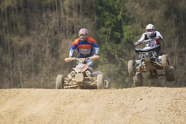 Casal de quad riders — Fotografia de Stock