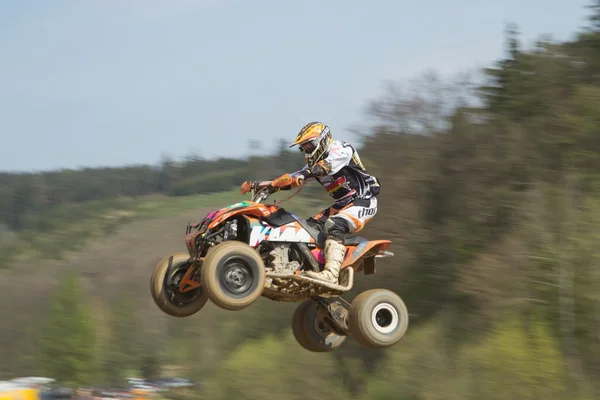 Dynamic shot of Quad racer jumping — Stock Photo, Image