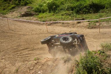 off road araç ters