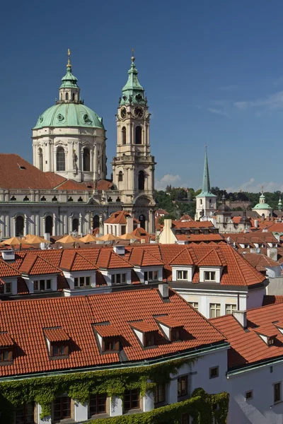 Igreja de santo nicholas em praga — Fotografia de Stock