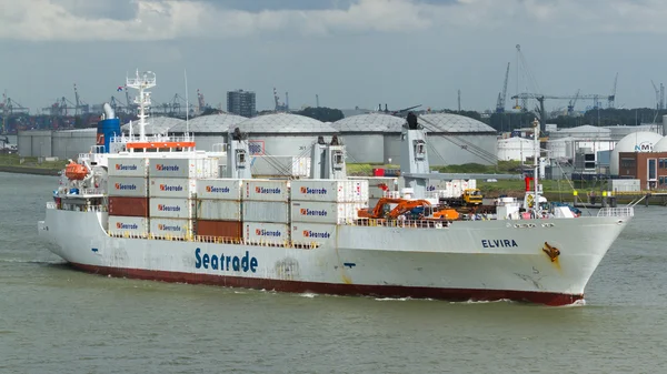 Containership with containers — Stock Photo, Image