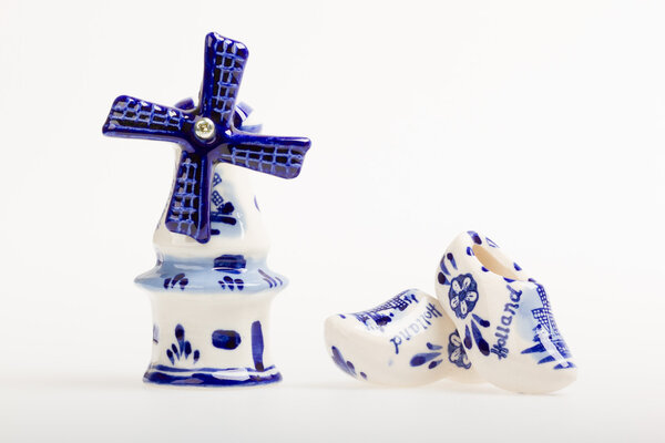 Голландская мини-фарфоровая ветряная мельница
