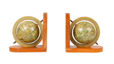 küçük dekoratif antika küre izole kitap için kullanılan