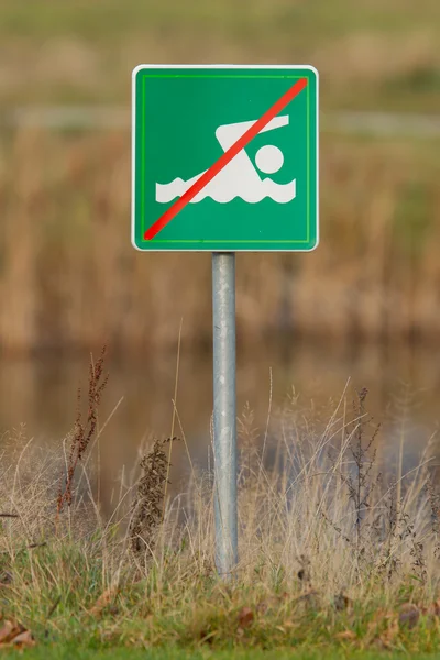 Yüzme işareti yok. — Stok fotoğraf