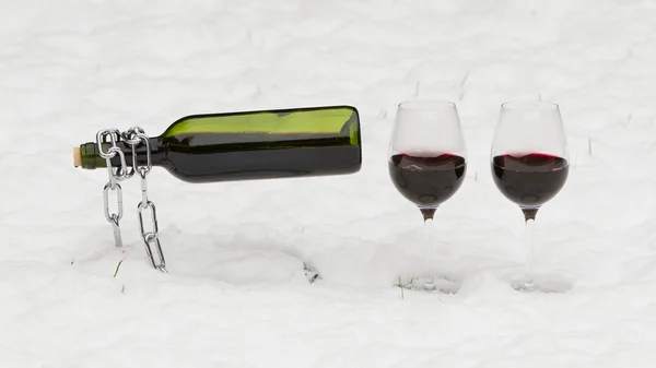 Botella de vino tinto y gafas de vino — Foto de Stock