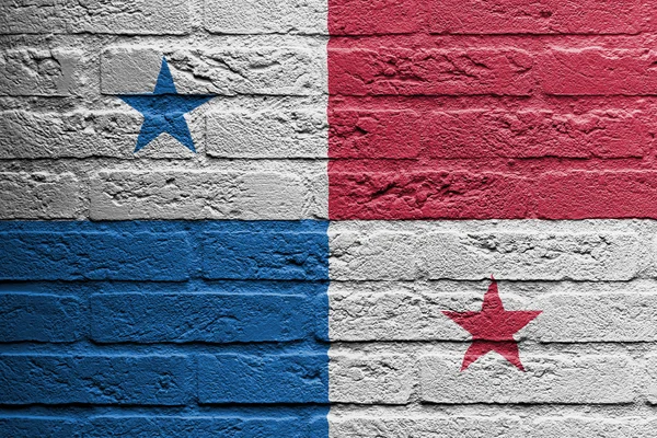 Mur de briques avec une peinture d'un drapeau, Panama — Photo