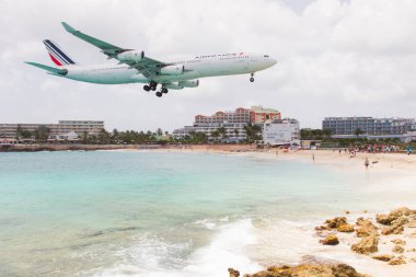 St martin, Antilleri - 19 Temmuz: turizm ofisi ve air france