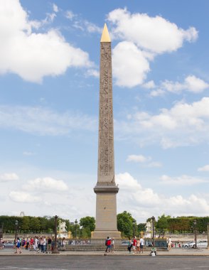 Paris-28 Temmuz: 28 Temmuz 2013 tarihinde Luksor Dikilitaşı. lu Dikilitaş