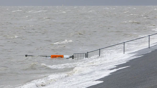 Alta marea estrema nei Paesi Bassi — Foto Stock