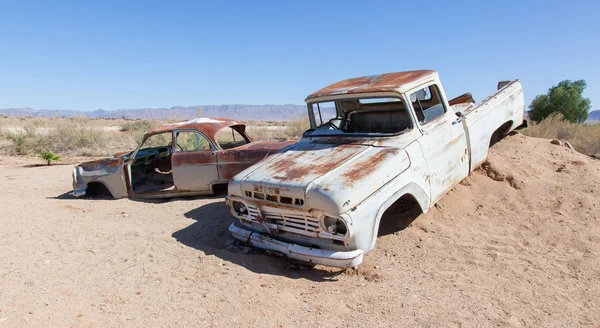 Εγκαταλελειμμένα αυτοκίνητα στην έρημο namib — Φωτογραφία Αρχείου