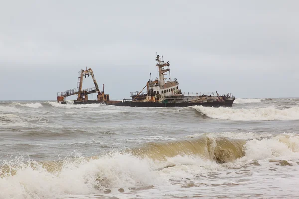 Zeila Shipwreck stranded on 25th August 2008 in Namibia — Stock Photo, Image