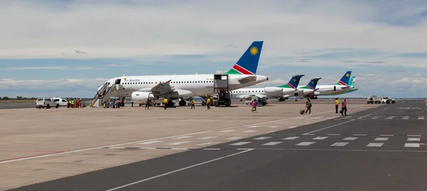 WINDHOEK, NAMIBIA, 3 jan 2014 - Planes of Air Namibia at Windhoe — Stock Photo, Image