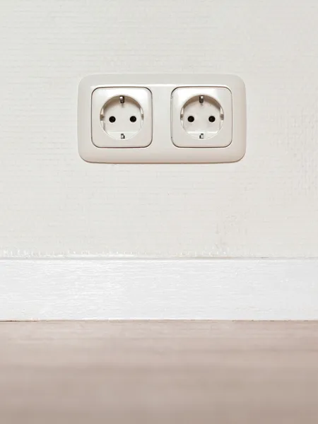 Elektrische aansluiting witte kunststof socket — Stockfoto