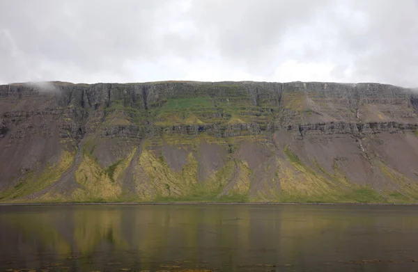 Fjord Island Stürmisches Wasser Sommer Weitwinkel — Stockfoto
