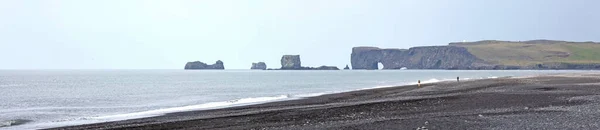 Fekete Homokos Strand Közelében Vik Izlandon — Stock Fotó