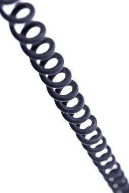 Eski kirli telefon kablosu (vintage), izole ve seçici odak