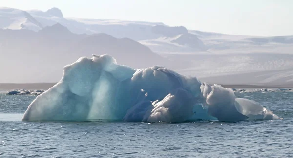 Iceberg Galleggiano Sulla Laguna Del Ghiacciaio Jokulsarlon Islanda Sud — Foto Stock