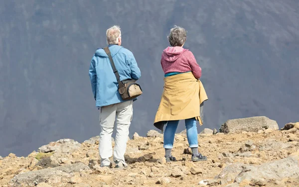 Fagradalsfjall Iceland July 2021 Tourists Hiking New Volcano Fagradalsfjall Iceland — Stock Photo, Image