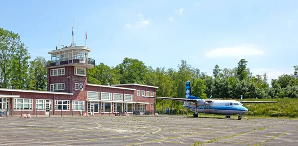 Lelystad Hollandia 2021 Június Schiphol Régi Termináljának Replikaépülete Aviodrome Repülőgép — Stock Fotó