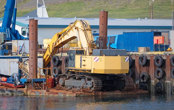 Empty Yellow Excavator Small Harbour Iceland — Stock Photo, Image
