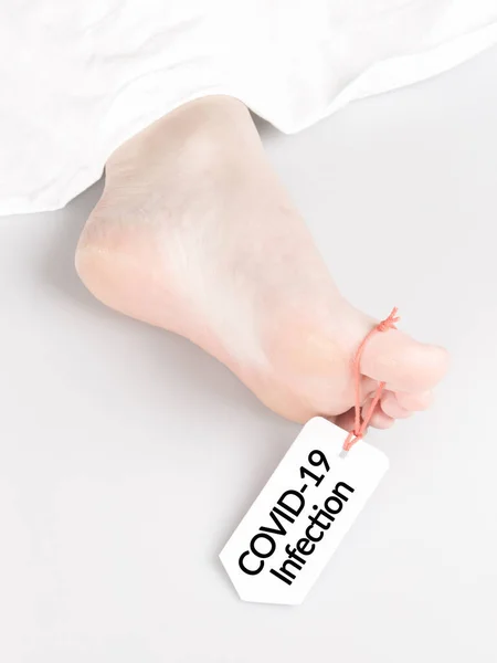 Body Toe Tag White White Sheet Covid Infection — Stock Photo, Image