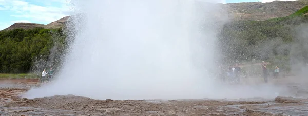 Гейзер Ісландія Липня 2021 Року Гейзер Строкур Крижині Гарячою Водою — стокове фото